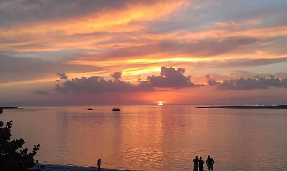 Welcome To The Paradise Fort Myers Beach Esterno foto